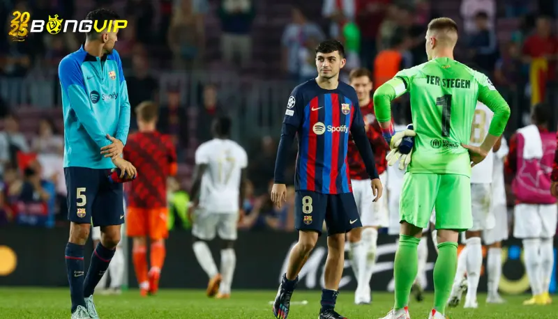 trọng tài 'tạ ơn Chúa' trước khi hủy bàn của Barca Bàn thắng bị hủy và trọng tài 'tạ ơn Chúa' trước khi hủy bàn của Barca gây bão